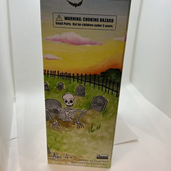 Skeleton and Story Book, like Elf on a Shelf - Picture 15 of 16